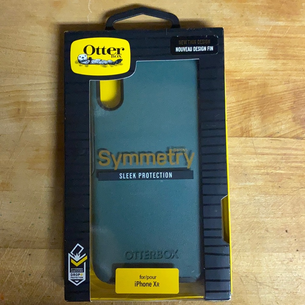 NEW Otterbox Symmetry Series- iPhone XR